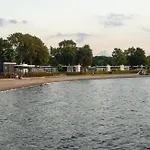 木屋 Veluwemeervakantiehuisje